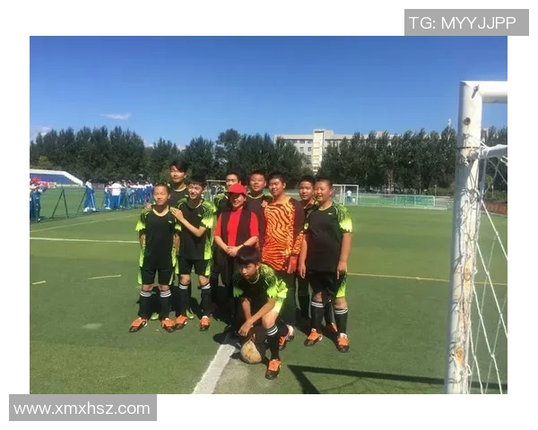 成都足球队的崛起之路:一段激情与奋斗交织的纪实故事 成都足球队的崛起之路:一段激情与奋斗交织的纪实故事