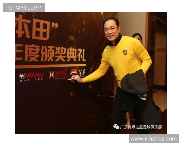 探索足球之星的辉煌旅程与背后的故事尽在世界足球明星杂志中 探索足球之星的辉煌旅程与背后的故事尽在世界足球明星杂志中